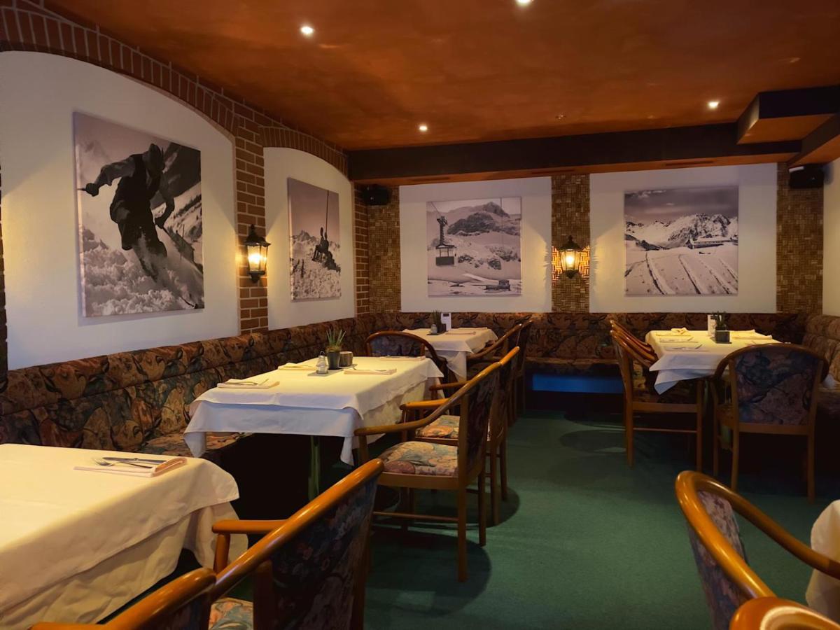 Hotel Germania イシュグル エクステリア 写真